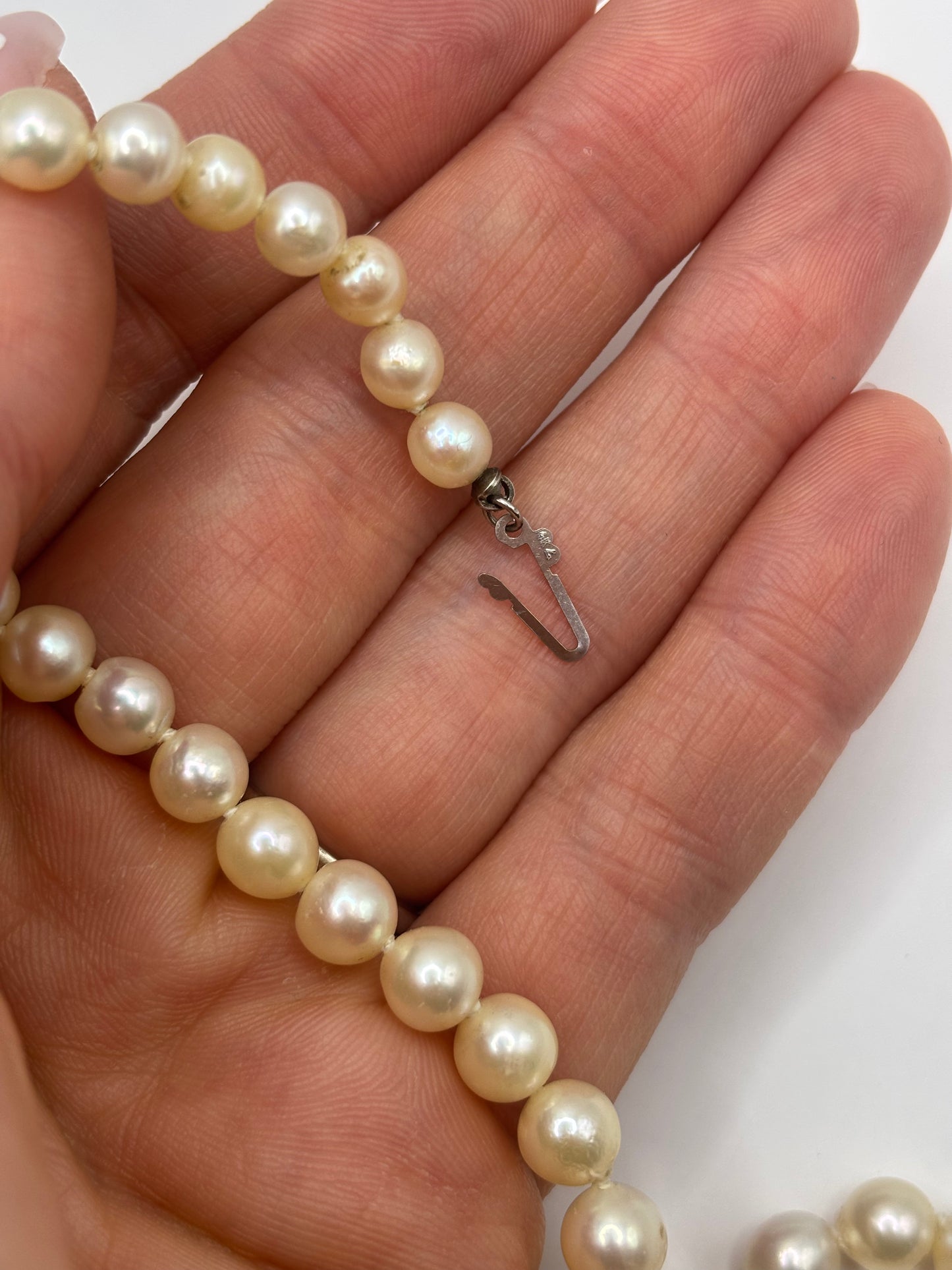 Antique graduated pearl necklace 14k gold clasp