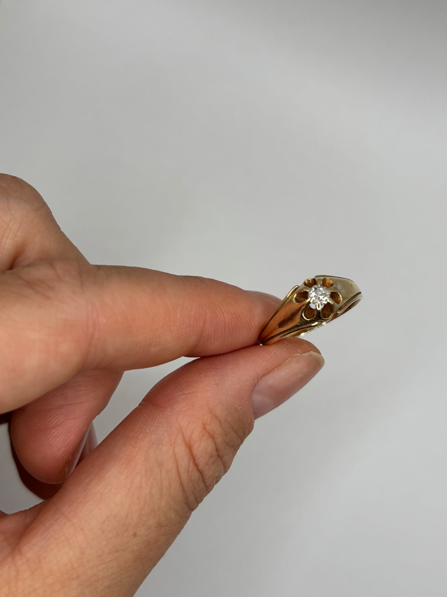 Victorian old mine cut diamond ring Belcher setting