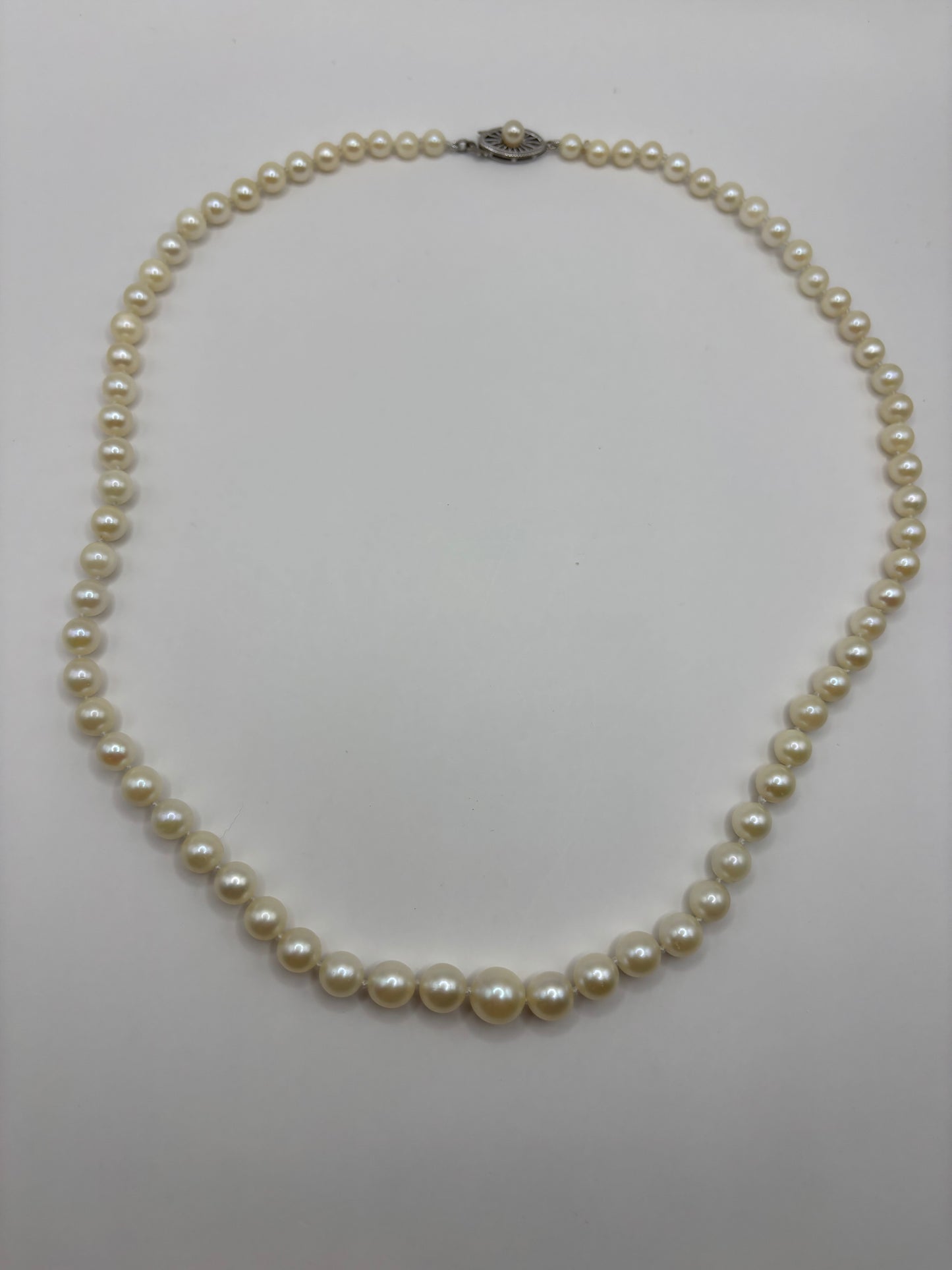 Antique graduated pearl necklace - Default Title