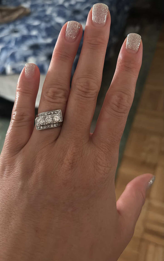Transitional cut diamond ring